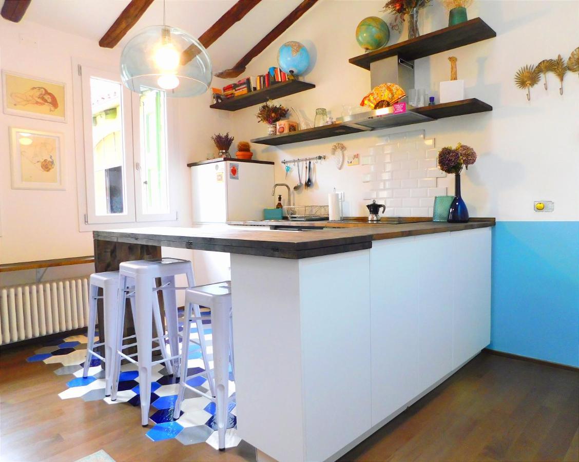 Bologna City Center Aldrovandi Flat Ngoại thất bức ảnh