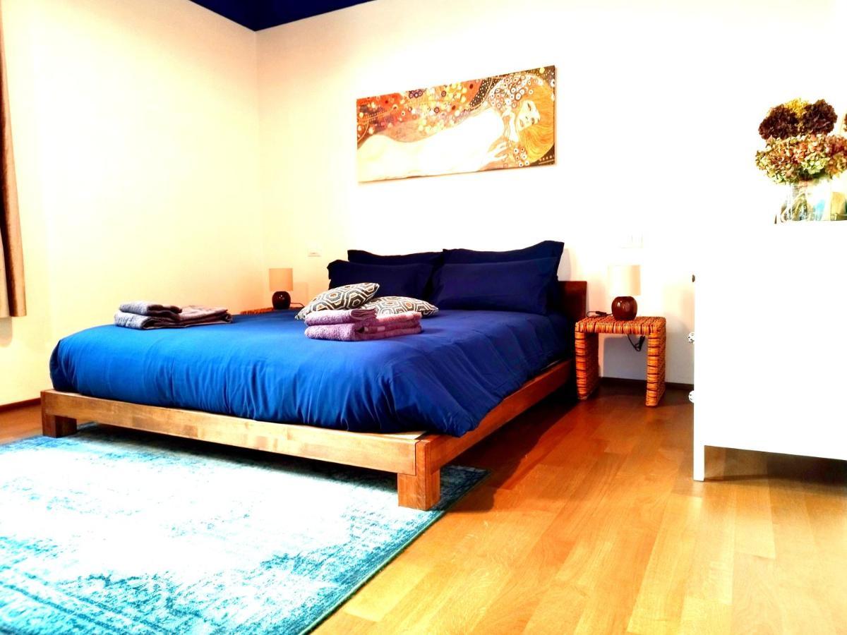 Bologna City Center Aldrovandi Flat Ngoại thất bức ảnh