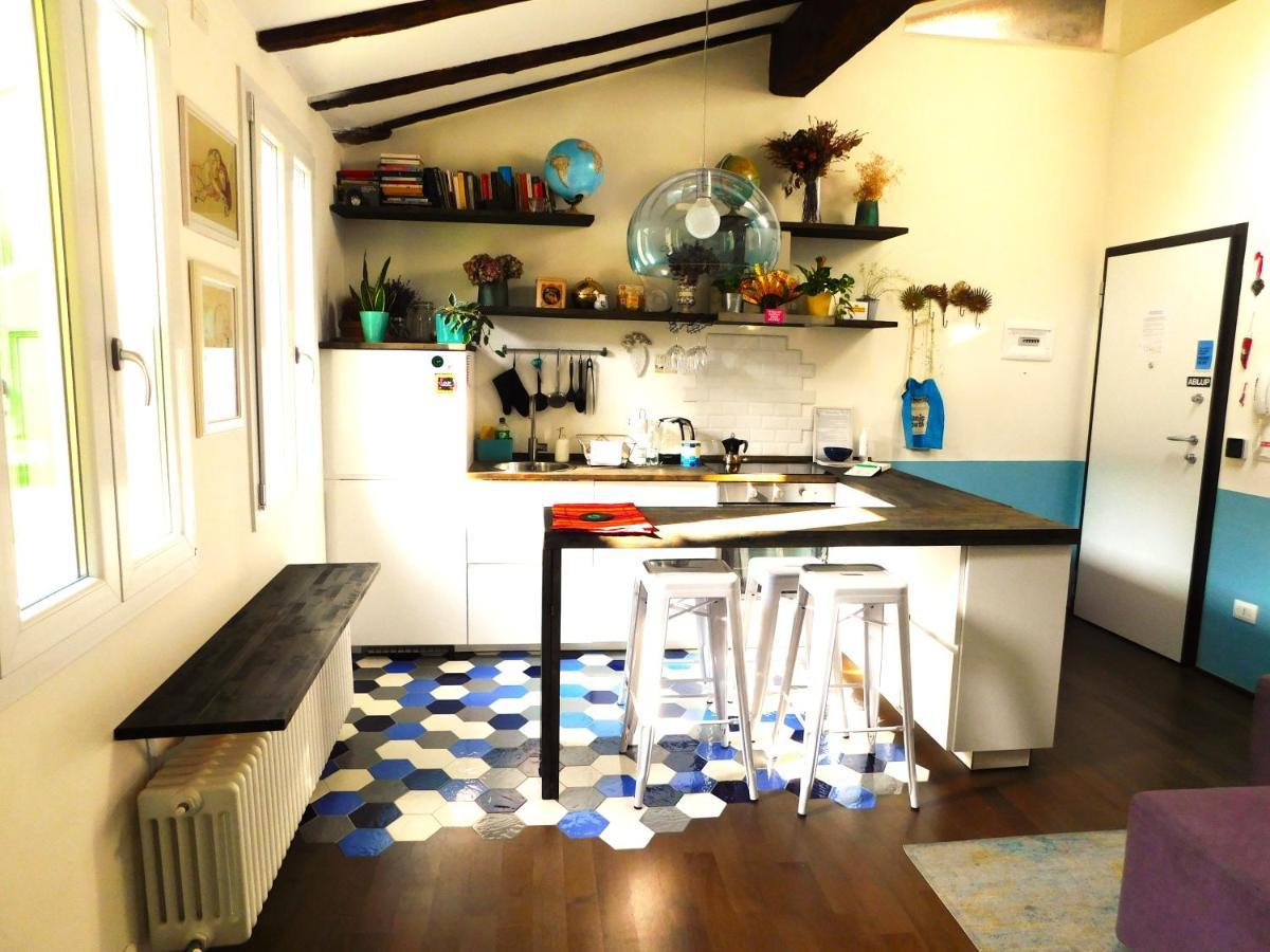 Bologna City Center Aldrovandi Flat Ngoại thất bức ảnh