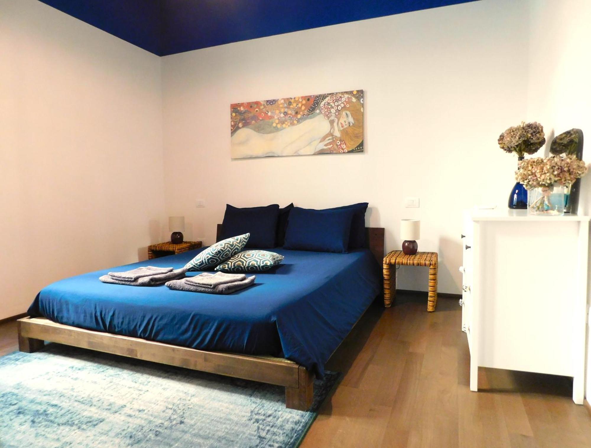 Bologna City Center Aldrovandi Flat Ngoại thất bức ảnh