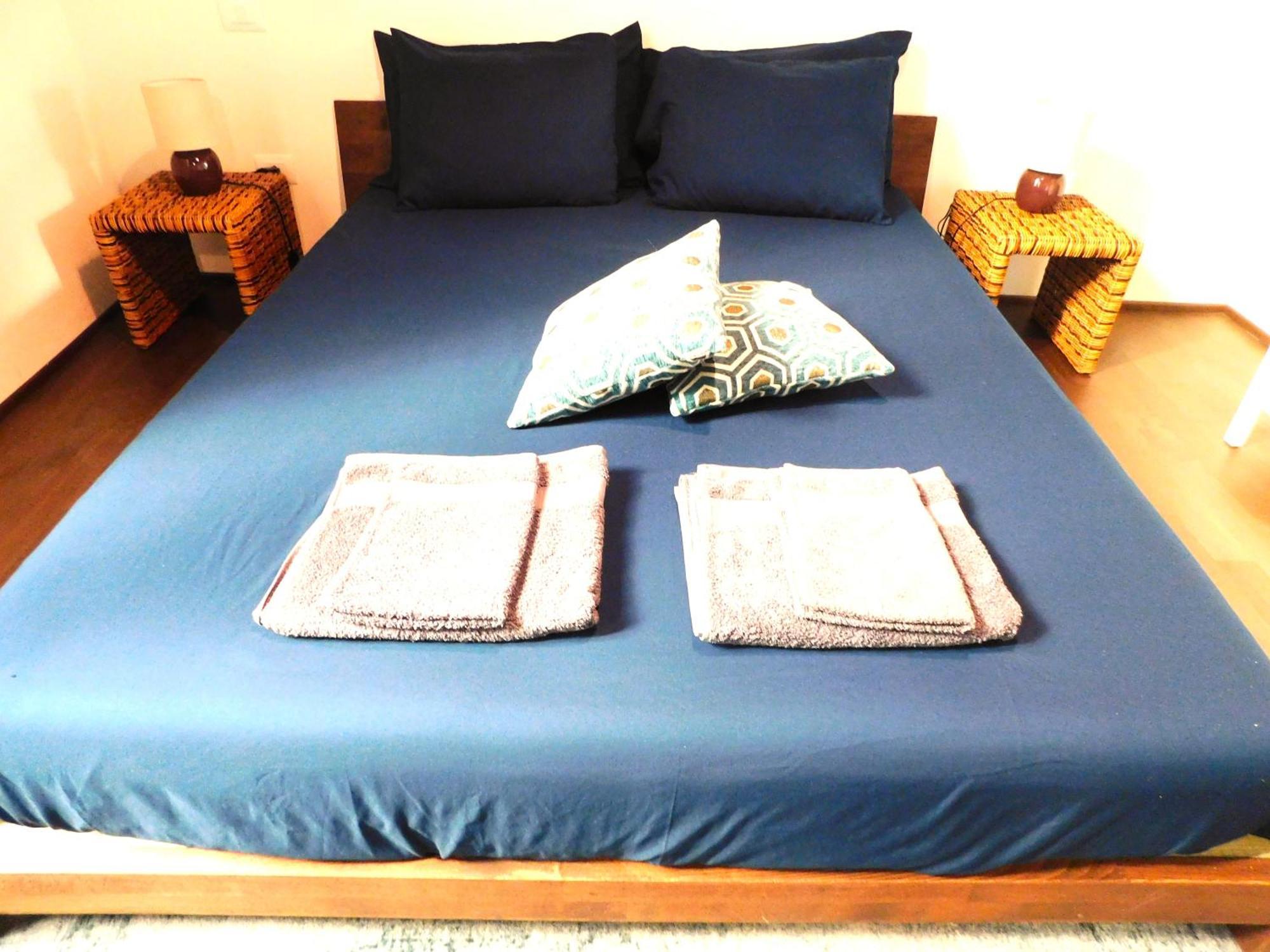 Bologna City Center Aldrovandi Flat Ngoại thất bức ảnh