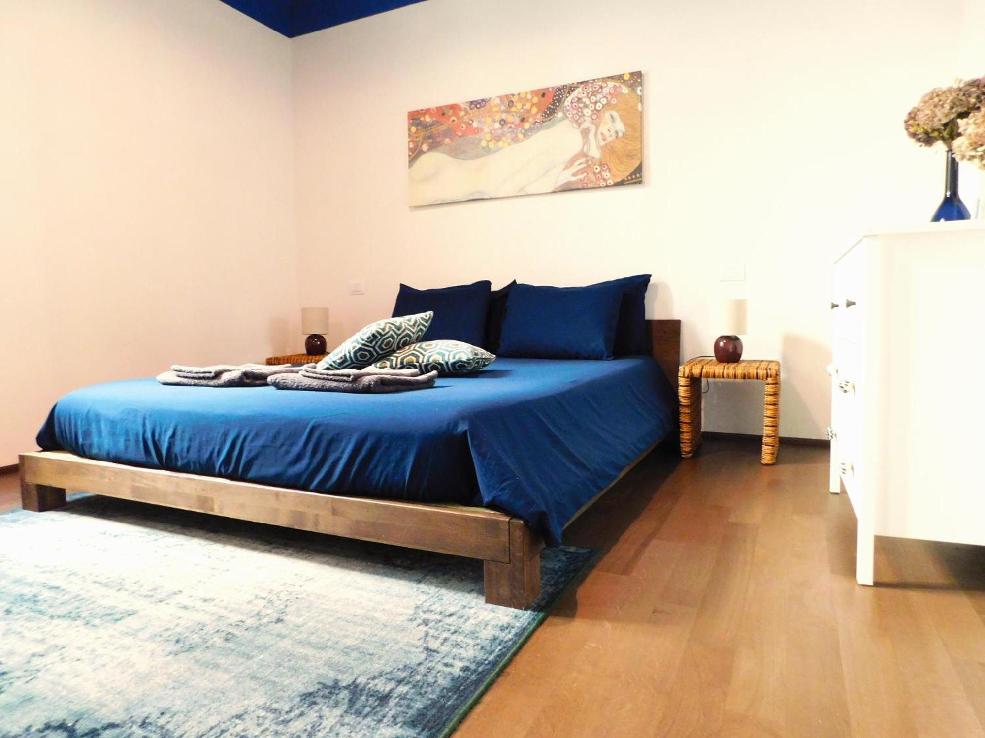 Bologna City Center Aldrovandi Flat Ngoại thất bức ảnh